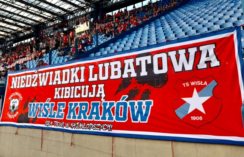 Flagi stadionowe